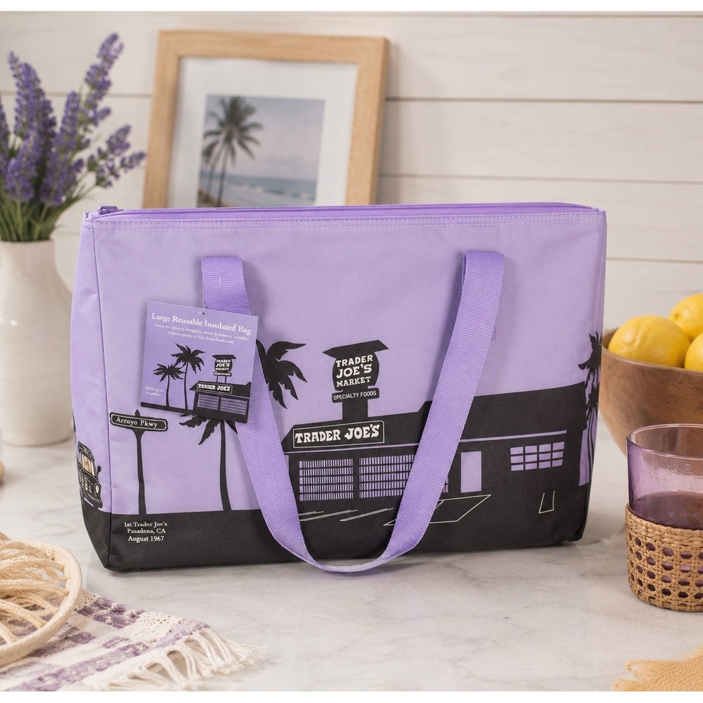 Trader Joes Large Reusable Insulated Bag Purple 8 Gallon NEW